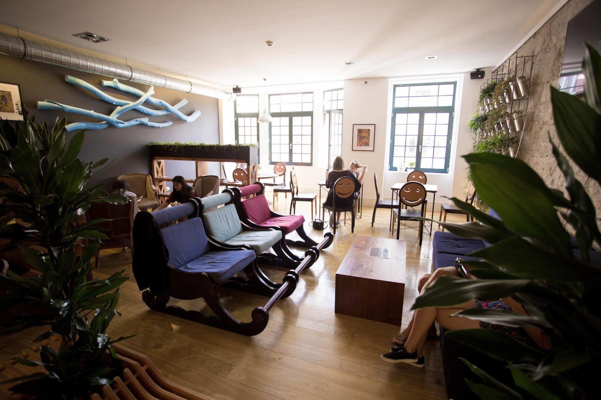 Nice Way Porto Hostel Екстериор снимка